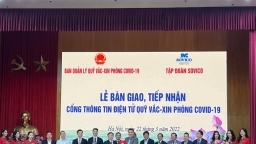 Tập đoàn Sovico bàn giao Cổng thông tin điện tử Quỹ vắc xin phòng COVID-19