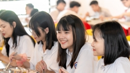Hà Nội: Xem xét tổ chức bán trú cho học sinh từ lớp 7 đến lớp 12
