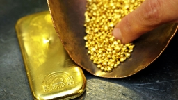 Giá vàng thế giới tăng nhẹ, vàng trong nước lại giảm