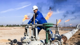 OPEC+ tăng mạnh sản lượng dầu, cố bù đắp tác động của chiến sự