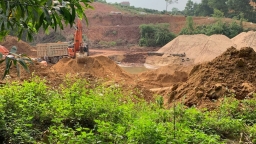 Bắc Giang: Khai thác đất trái phép, Công ty Bắc trung Nam JSC bị phạt gần 600 triệu đồng