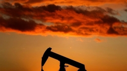 Giá dầu hôm nay chạm mốc 110 USD/thùng