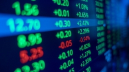 Nhiều cổ phiếu sắc xanh, VN-Index chốt phiên tăng nhẹ