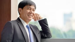 Chủ tịch Hòa Phát Trần Đình Long không còn là tỷ phú USD