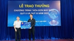 Cục Thuế Đà Nẵng trao thưởng cho 42 hóa đơn may mắn