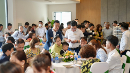 Seaview Tower The Ori Garden nhộn nhịp khách hàng tại sự kiện trải nghiệm sa bàn