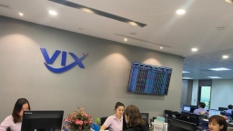 Gia đình Chủ tịch Chứng khoán VIX 'xả' 135 triệu cổ phiếu
