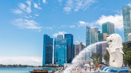 Singapore tăng thuế bất động sản, xe sang, thuốc lá