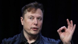 Tỷ phú Elon Musk lấy lại ngôi giàu nhất thế giới