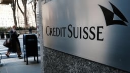 Thụy Sỹ chuẩn bị các biện pháp khẩn cấp để UBS tiếp quản Credit Suisse