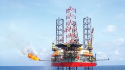 SSI dự báo triển vọng quý 1 của ngành dầu khí, thép