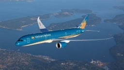 Cổ phiếu Vietnam Airlines bị cảnh báo do chậm công bố báo cáo kiểm toán