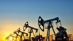 Giá dầu quay đầu tăng khi lo ngại suy thoái kinh tế giảm bớt