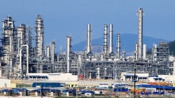 Lãnh đạo Bộ Công Thương 'mất ăn mất ngủ' vì Nhà máy lọc hóa dầu Nghi Sơn trục trặc
