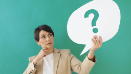Bên nào sẽ xuất hóa đơn hàng bán trả lại và kê khai thuế như thế nào?