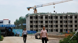 Hàng nghìn người Trung Quốc khốn cùng vì khủng hoảng bất động sản