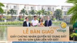 Phú Long trao sổ hồng cho cư dân Dragon Village và Dragon Parc