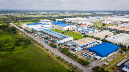 Phát triển bền vững khu công nghiệp: Từ 'nâu' sang 'xanh'
