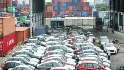 Lượng ôtô nhập khẩu giảm gần 20% trong 4 tháng