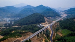 Đề xuất đầu tư hơn 5.800 tỷ đồng xây dựng cao tốc Hoà Bình - Mộc Châu