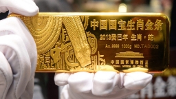 Dân Trung Quốc đổ xô mua vàng để bảo vệ tài sản