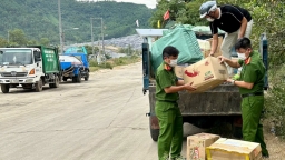 Đà Nẵng tiêu hủy gần 10.000 bánh trung thu không rõ xuất xứ