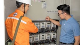 Điều tiết giá điện bằng thuế, phí, các loại quỹ để hài hòa lợi ích các bên