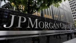 JPMorgan Chase xoa dịu lo ngại về chính sách thuế của ông Trump