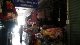 Tiểu thương bức xúc vì chợ Siêu thị Đà Nẵng tăng phí liên tục