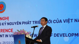 Bộ Tài Chính lắng nghe những hiến kế để thu hút nguồn lực đầu tư