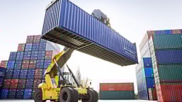 Trường hợp doanh nghiệp nước ngoài bán hàng cho doanh nghiệp Việt Nam cần khai và nộp thuế nhà thầu như thế nào?