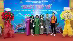 Khoa Du lịch Trường Đại học Nguyễn Tất Thành hội ngộ cựu học viên thành đạt