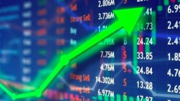 Cổ phiếu ngân hàng hút tiền, VN-Index tăng hơn 3 điểm