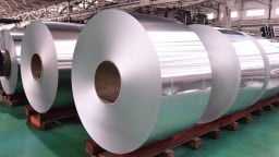 Mỹ chính thức nâng thuế nhập khẩu nhôm, thép lên 50%