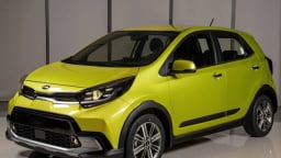 TOP 10 ôtô bán chậm nhất tháng 5/2025