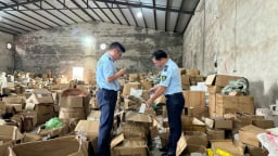 Quảng Ninh: Phát hiện kho hàng hơn 47.000 sản phẩm nhập lậu