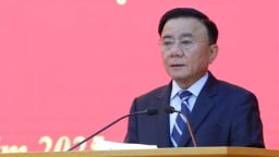 Bộ Chính trị yêu cầu tham mưu thực hiện thống nhất khung giá đất sau sáp nhập