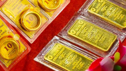 Giá vàng thế giới giảm, trong nước bật tăng