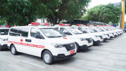 Tập đoàn Sovico tặng 10 xe cứu thương cho Tp.HCM