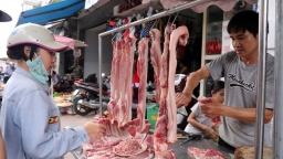 Giá thịt lợn sẽ giảm dần nhưng vẫn trên 70.000 đồng/kg