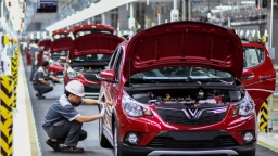 Đề xuất miễn thuế nhập khẩu linh kiện sản xuất 200 ôtô Vinfast xuất khẩu