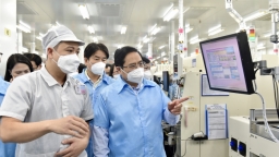 Thủ tướng đề nghị Samsung nâng tỷ trọng giá trị xuất khẩu của Việt Nam