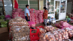 Phát hiện 4,2 tấn tỏi Trung Quốc không có nhãn phụ tiếng Việt