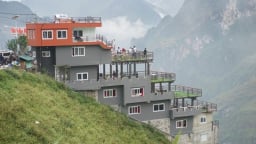 Bộ Văn hóa muốn cải tạo nhà hàng trên Mã Pì Lèng thành điểm dừng chân, ngắm cảnh