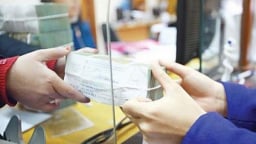 Phấn đấu 25- 30% người dân có tiền gửi tiết kiệm trong 5 năm tới
