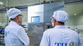 Bên trong nhà máy chế biến hoa quả tươi công suất 300 tấn/ngày ở Sơn La