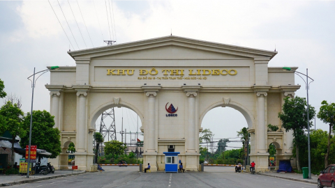 Hai cha con Phó tổng giám đốc Lideco thoái vốn 