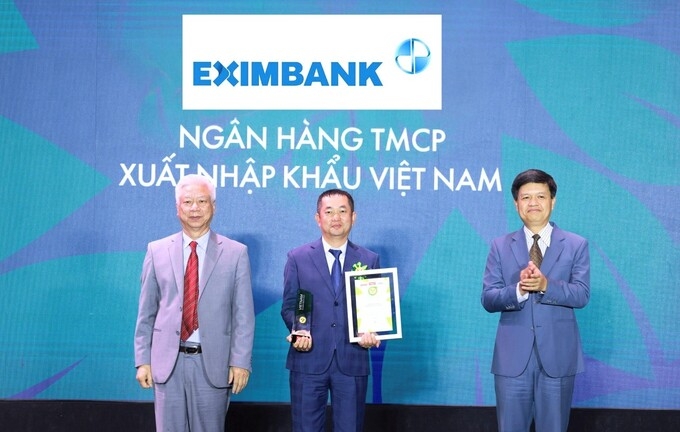 Eximbank nhận giải thưởng thương hiệu mạnh Việt Nam 2024