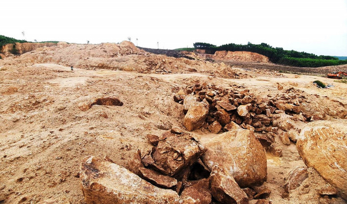 Quảng Nam buộc 2 doanh nghiệp khai thác khoáng sản khắc phục gần 5,8 tỷ