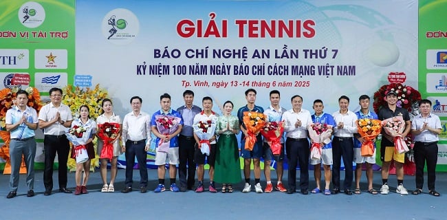 Hoạt động chào mừng kỷ niệm 100 năm Ngày Báo chí Cách mạng Việt Nam